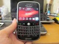 blackberry bold 9000 rogers (3).JPG